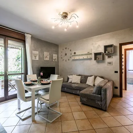 Casa Vacanza Wi-fi-2 Camere-6 Ospiti Appartement *
