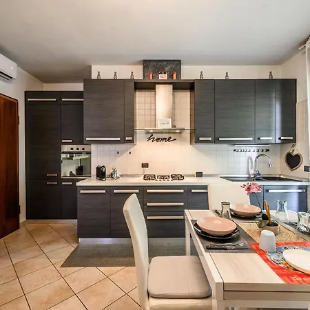 Casa Vacanza Wi-fi-2 Camere-6 Ospiti Appartement