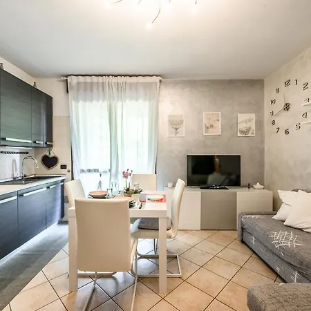 Casa Vacanza Wi-fi-2 Camere-6 Ospiti Appartement *